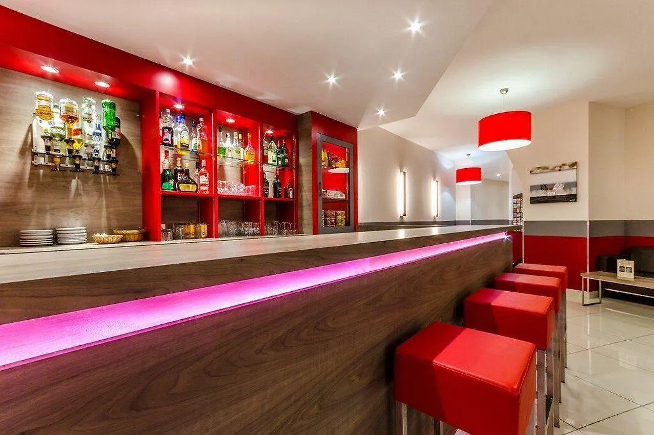 Hotel Saint Louis De France Lourdes